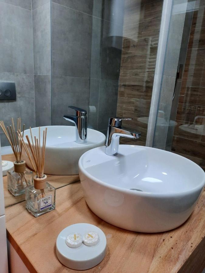 Apartment Pleasure Lux Нови Сад Екстериор снимка